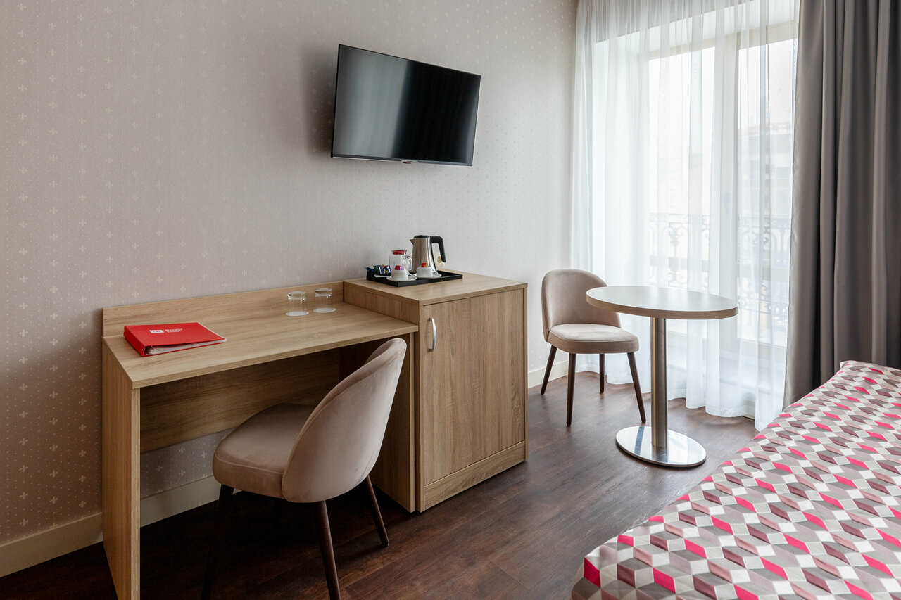 Гостиница Невский берег 93 Санкт-Петербург