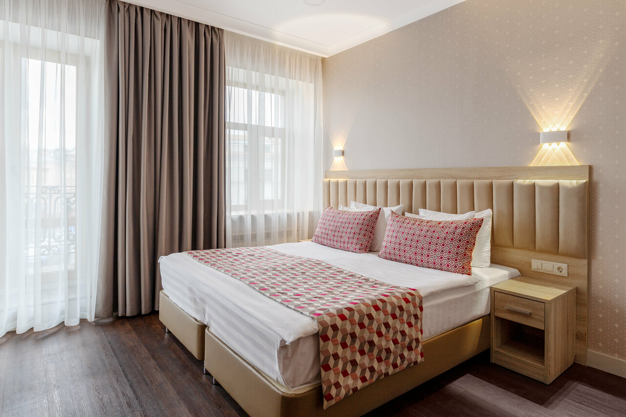 Гостиница Невский берег 93 Санкт-Петербург